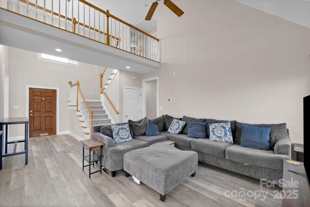 3036 Ed Reid Street, Charlotte, NC 28216