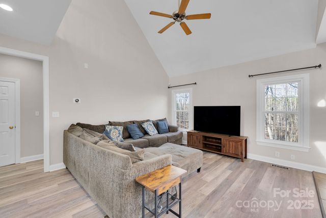 3036 Ed Reid Street, Charlotte, NC 28216