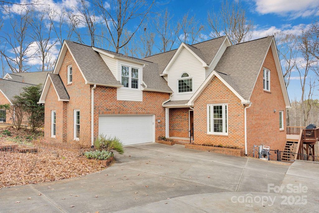 3036 Ed Reid Street, Charlotte, NC 28216