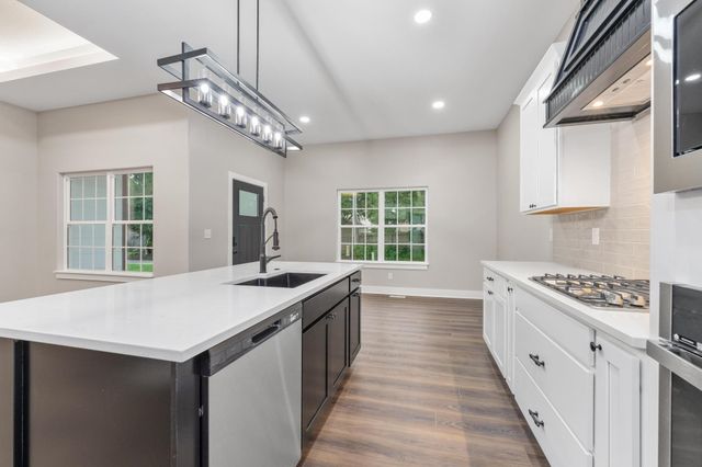 443 E Karla, Haysville, KS 67060