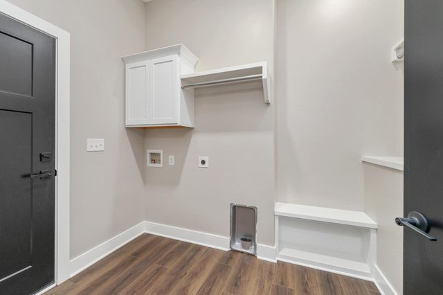 443 E Karla, Haysville, KS 67060