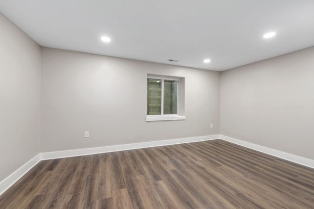 443 E Karla, Haysville, KS 67060