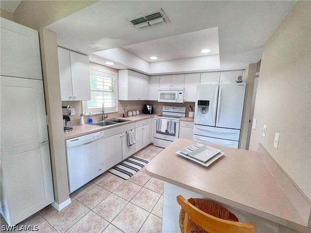 137 SE 17th TER, Cape Coral, FL 33990