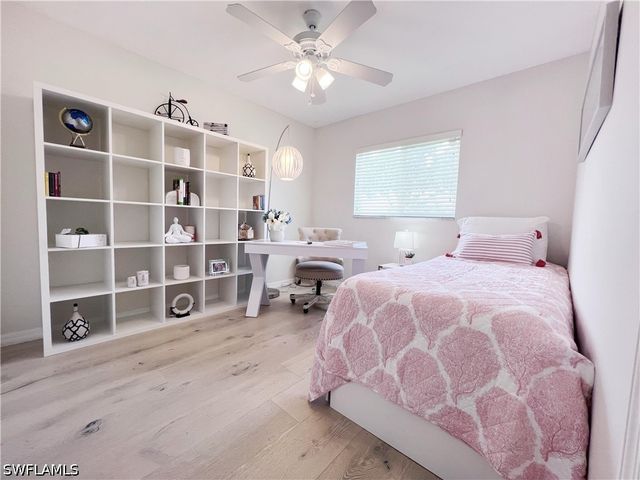 137 SE 17th TER, Cape Coral, FL 33990
