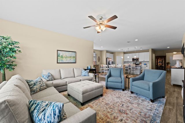 1216 Larkspur Lane, Cleburne, TX 76033