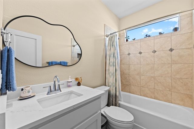 1216 Larkspur Lane, Cleburne, TX 76033
