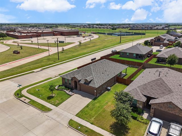 1216 Larkspur Lane, Cleburne, TX 76033