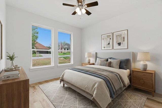 213 E Bullard Street, Weatherford, TX 76086