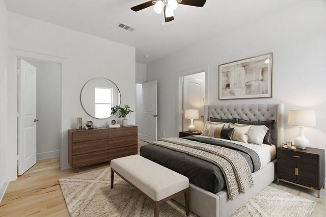 213 E Bullard Street, Weatherford, TX 76086