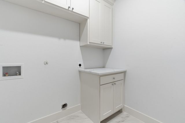 213 E Bullard Street, Weatherford, TX 76086