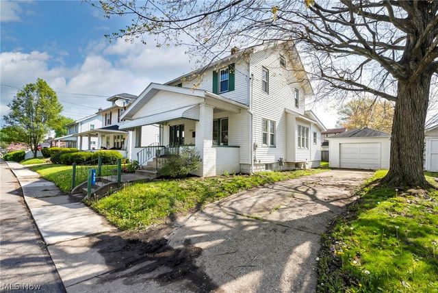 920 9th Street NE, Massillon, OH 44646