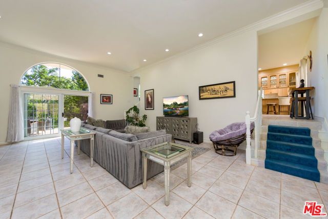 3827 Berry Drive, Studio City (los Angeles), CA 91604