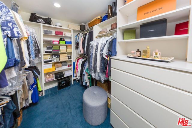 3827 Berry Drive, Studio City (los Angeles), CA 91604
