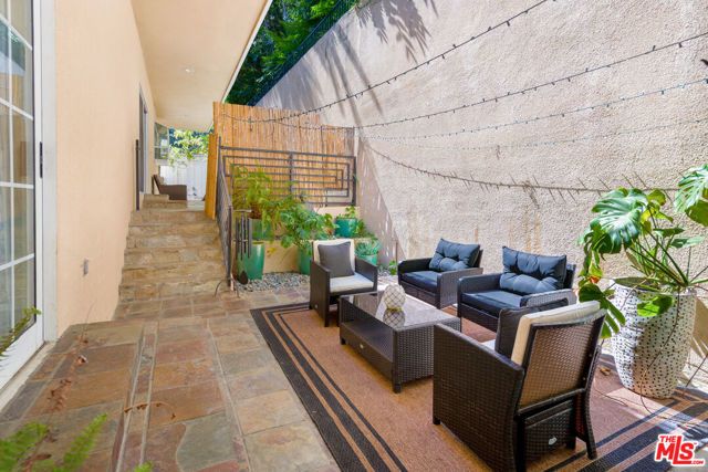 3827 Berry Drive, Studio City (los Angeles), CA 91604