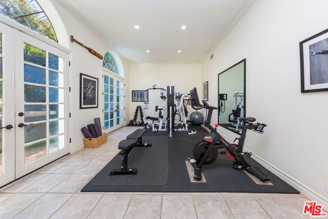 3827 Berry Drive, Studio City (los Angeles), CA 91604