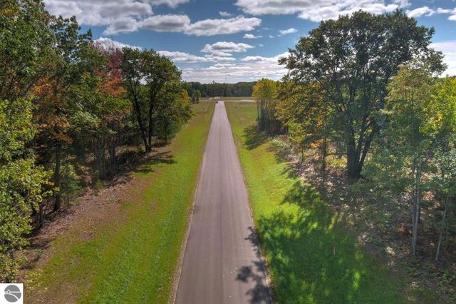 1518 Mary Lou Manor, Interlochen, MI 49643