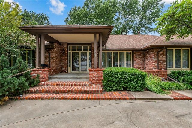 115 N Westfield St, Wichita, KS 67212