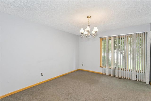 115 N Westfield St, Wichita, KS 67212