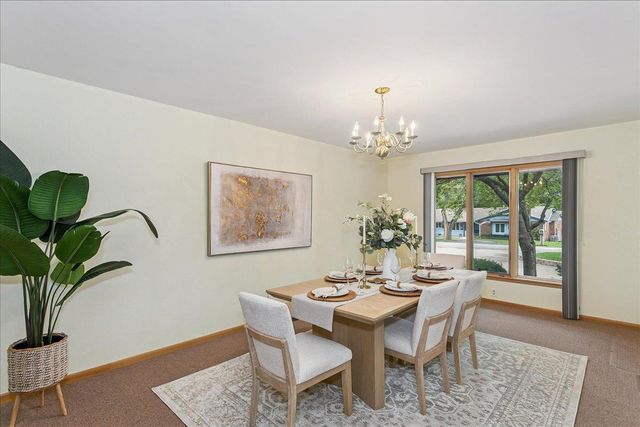 115 N Westfield St, Wichita, KS 67212