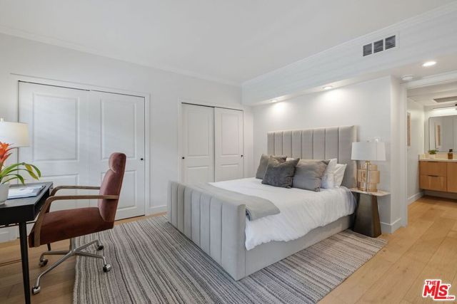 1131 Alta Loma Road 115, West Hollywood, CA 90069
