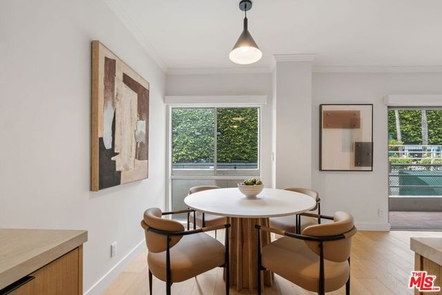 1131 Alta Loma Road 115, West Hollywood, CA 90069