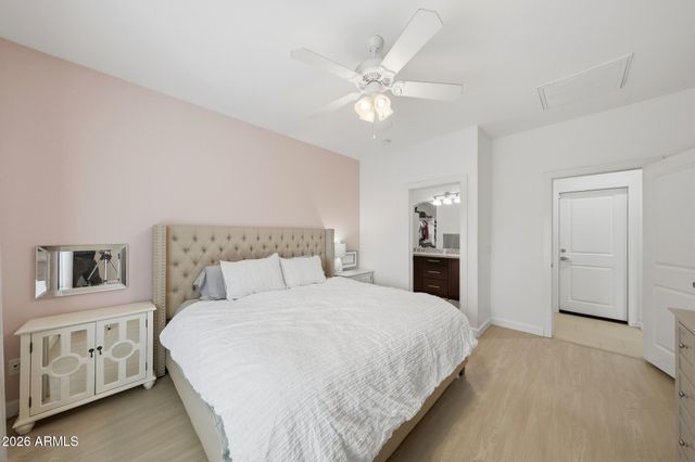 3623 E CROCUS Drive, Phoenix, AZ 85032