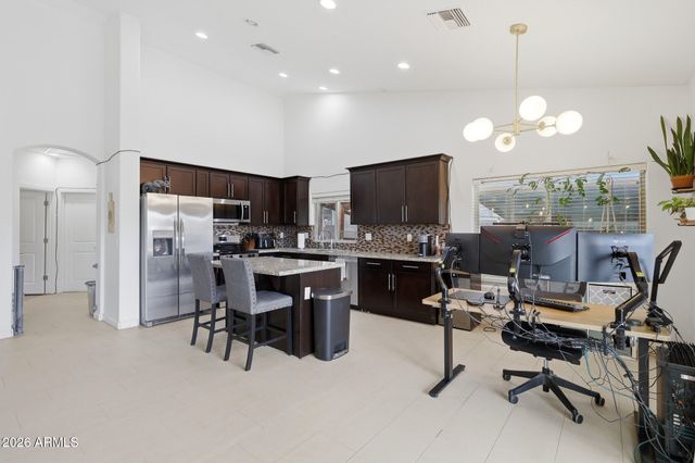 3623 E CROCUS Drive, Phoenix, AZ 85032