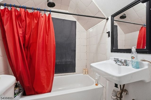 383 Broadway, Passaic City, NJ 07055