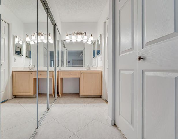 15301 Pembridge Avenue 49, Delray Beach, FL 33484