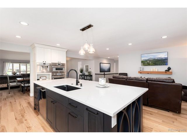 7564 S Xenia Ct, Centennial, CO 80112