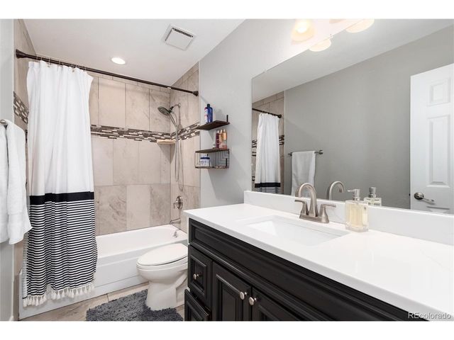 7564 S Xenia Ct, Centennial, CO 80112