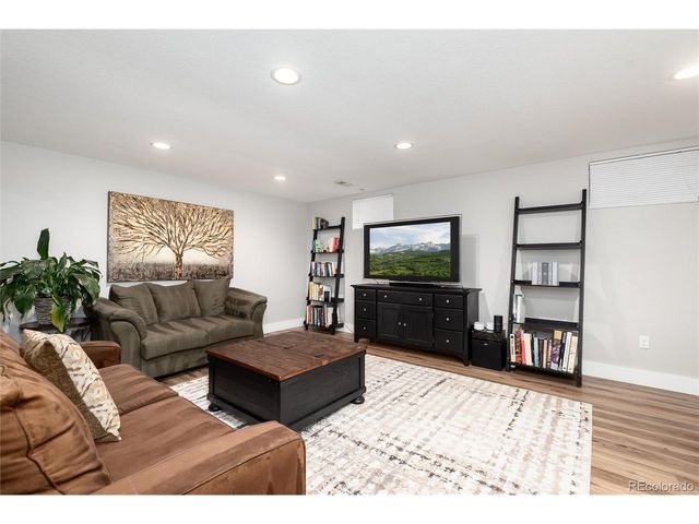 7564 S Xenia Ct, Centennial, CO 80112