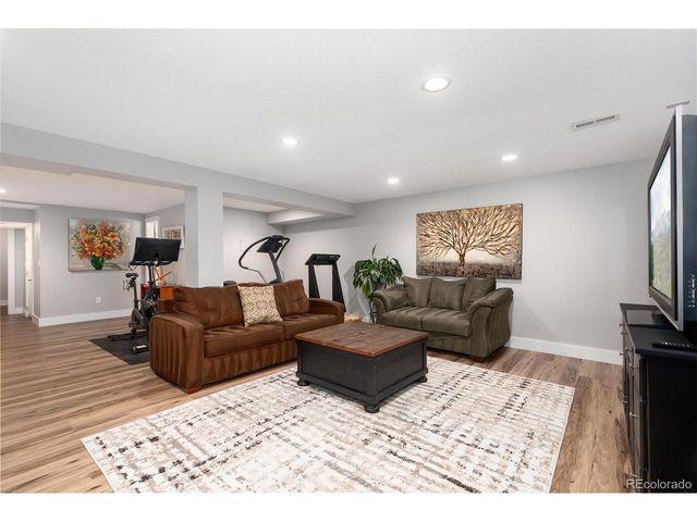 7564 S Xenia Ct, Centennial, CO 80112