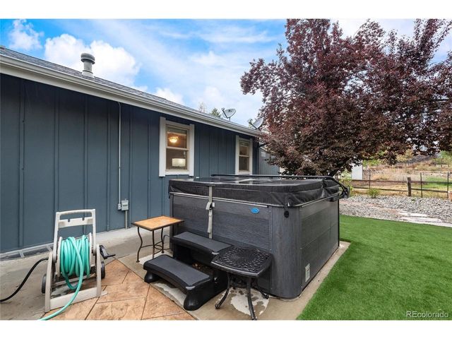 7564 S Xenia Ct, Centennial, CO 80112