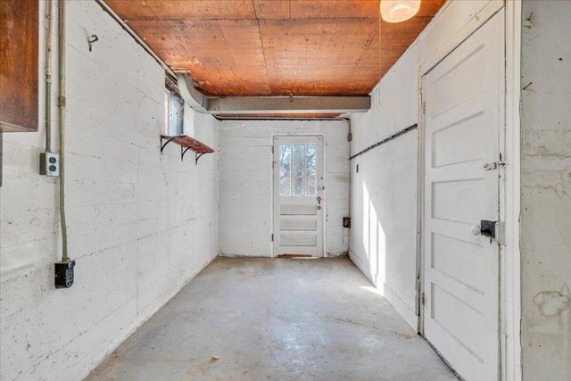 3452 Courtland RD, Roanoke, VA 24012