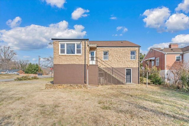 3452 Courtland RD, Roanoke, VA 24012