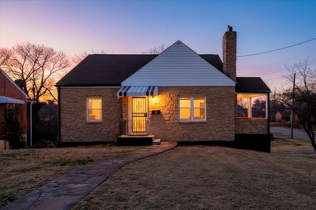 3452 Courtland RD, Roanoke, VA 24012