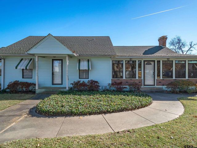 201 S Beech, Winnsboro, TX 75494