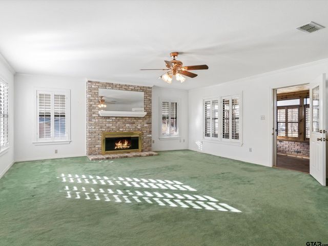 201 S Beech, Winnsboro, TX 75494