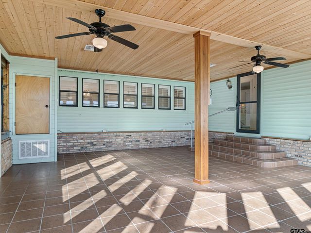 201 S Beech, Winnsboro, TX 75494