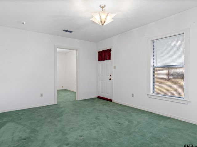 201 S Beech, Winnsboro, TX 75494