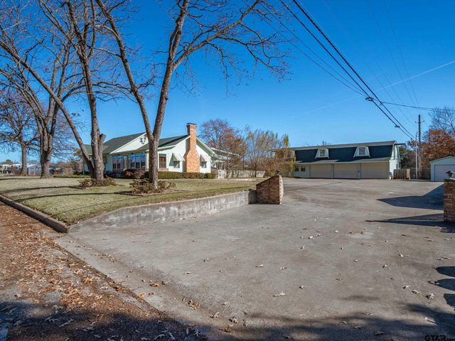 201 S Beech, Winnsboro, TX 75494