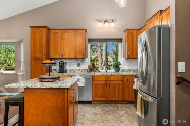 17649 152nd Place SE, Renton, WA 98058