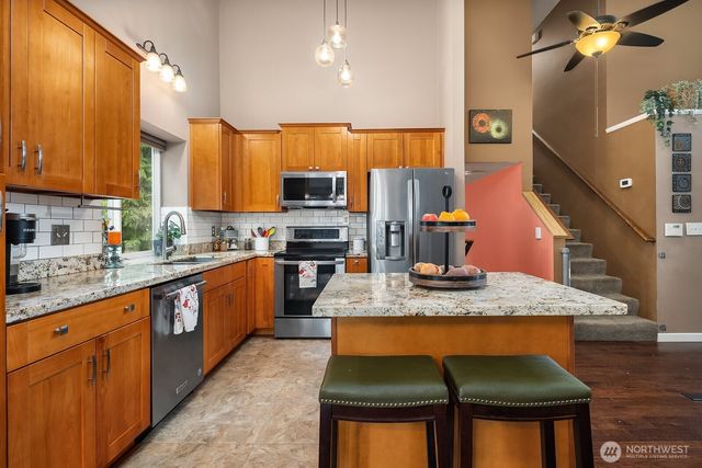 17649 152nd Place SE, Renton, WA 98058