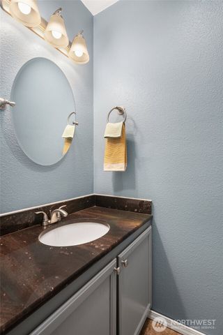 17649 152nd Place SE, Renton, WA 98058