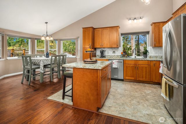 17649 152nd Place SE, Renton, WA 98058