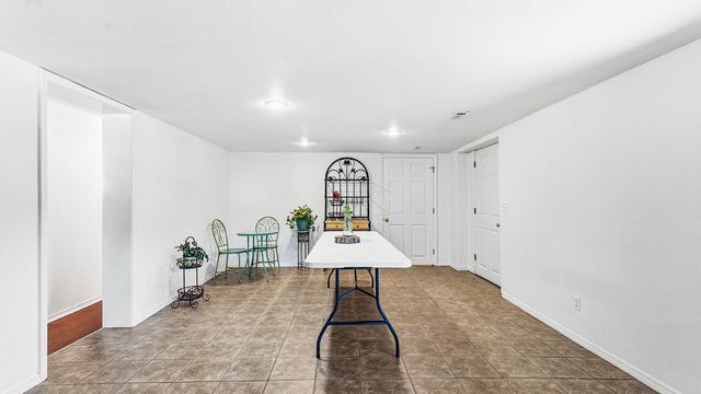 381 Little Flock Drive, Rogers, AR 72756