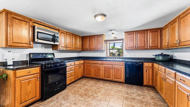 381 Little Flock Drive, Rogers, AR 72756