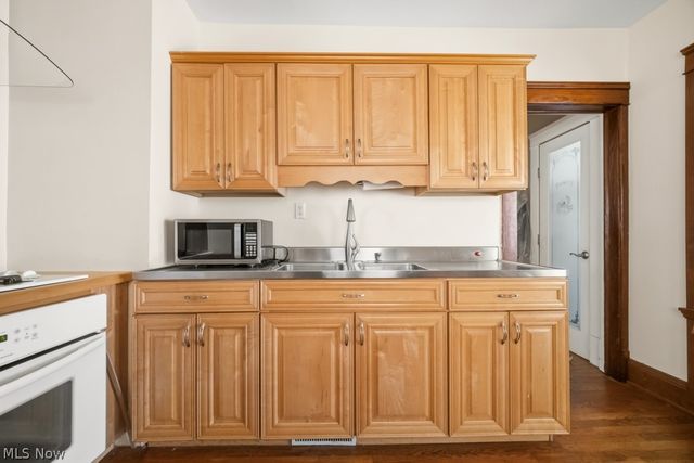 2510 Montclair Avenue, Cleveland, OH 44109
