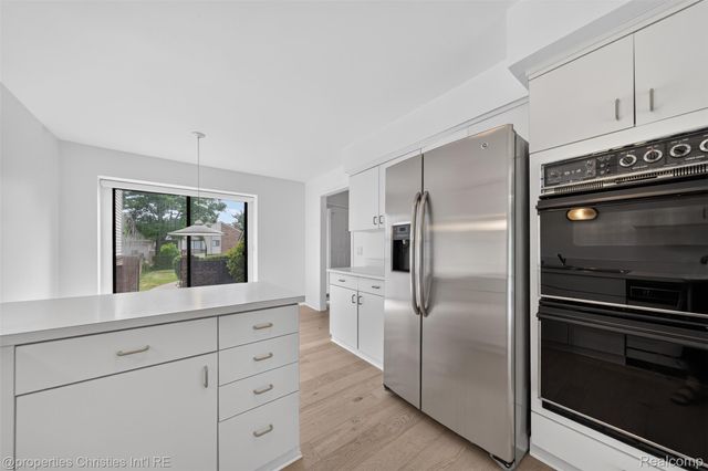29433 W Chanticleer Drive 73, Southfield, MI 48034